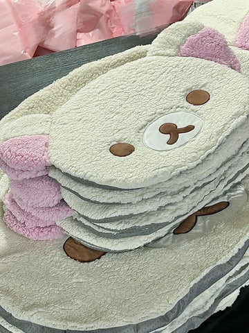 Navak Carpet Cartoon Rilakkumas Plush Rug Kawaii Korilakkuma Bear Soft Floor Mat Bedroom Chair Bedside Lounge Rug Bathroom Doormat Home Decor